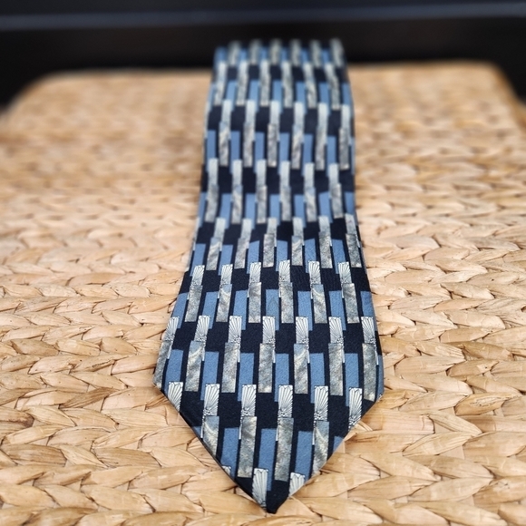 Lanvin Paris Patterned Tie 100% Silk - Picture 1 of 5